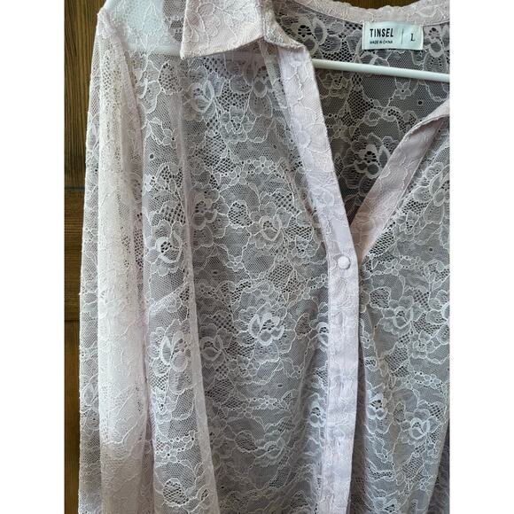 NWT Tinsel Women’s Pink Lace Sheer Long Sleeve Button Blouse Top Large Boho - Picture 4 of 9